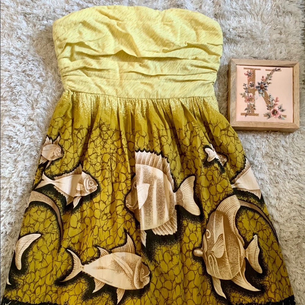 Anthropologie Strapless Yellow Green Fish-Print Dress - Picture 2 of 10